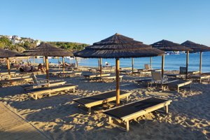 Βουλιαγμένη: Αρνείται ότι σκότωσε τον 82χρονο ο 76χρονος - "Με χτύπησε, ζαλίστηκα, μετά δεν θυμόμουν τίποτα"