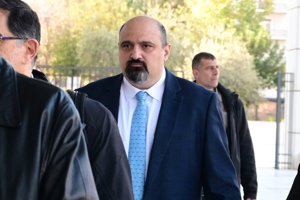ΠΑΣΟΚ για Τριαντόπουλο: Εξακολουθεί η κυβέρνηση να θεωρεί ότι η παραπομπή στη δικαστική διερεύνηση ήταν περιττή;