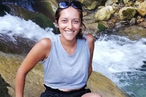 Θρίλερ στην Ηγουμενίτσα: Νεκρή 25χρονη γυναίκα και κοντά της τραυματισμένος ο σύντροφός της στον ποδηλατόδρομο της πόλης