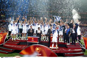 Σερβία - Ελλάδα 1-2: Εθνική με "μέταλλο" έκανε τη μεγάλη ανατροπή στην πρεμιέρα του Nations League - εικόνα 3