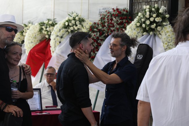 ΝΙΚΟΣ ΚΑΛΟΓΕΡΟΠΟΥΛΟΣ