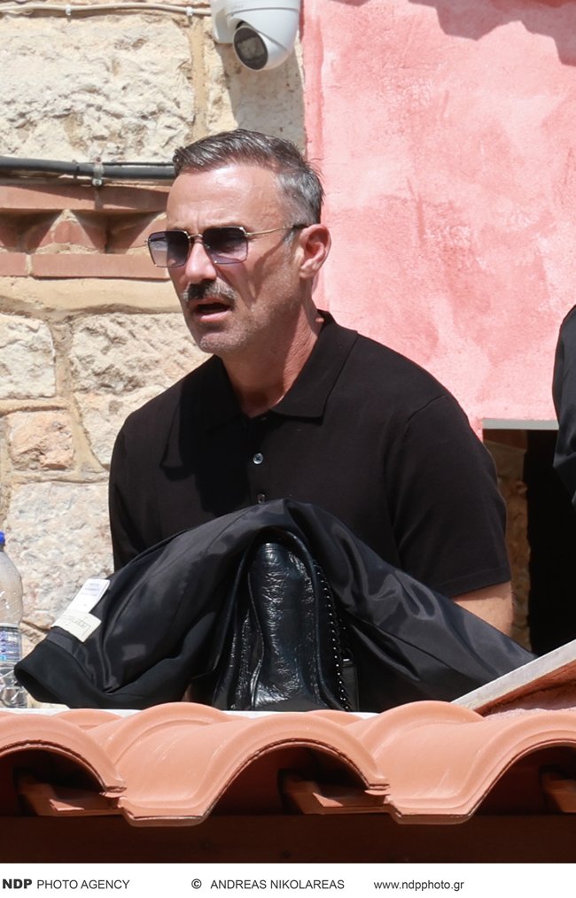 κηδεια μαζωνακη