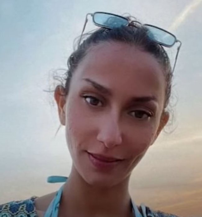 ΓΑΛΛΙΑ ΠΑΡΙΣΙ ΚΑΤΗΓΟΡΟΥΜΕΝΗ ΓΙΑ ΤΗ ΔΟΛΟΦΟΝΙΑ ΤΗΣ 12ΧΡΟΝΗΣ ΛΟΛΑ