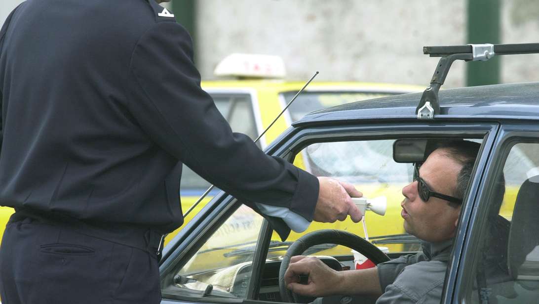 Συνελήφθη 59χρονος που πωλούσε σκεύασμα υποσχόμενος την αλλοίωση των αποτελεσμάτων του αλκοτέστ