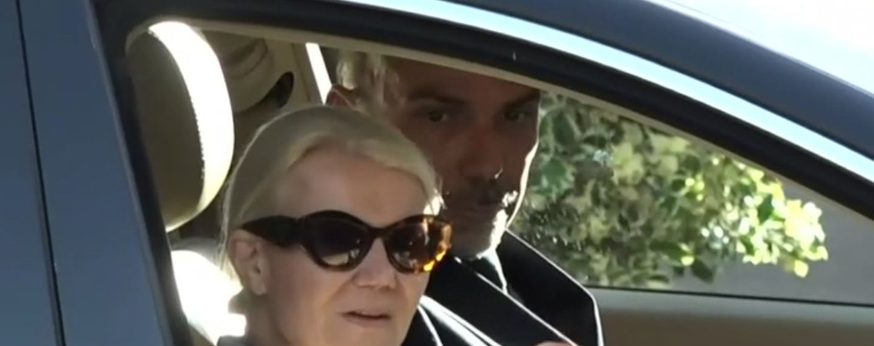 Μαζωνάκης: Μισή ώρα χωρίς διαχωριστικό η συνάντηση των γιατρών στον Κορυδαλλό - Βγήκαν οι χειροπέδες και αγκαλιάστηκαν