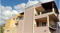 Λαύριο: Διασωληνωμένος σε κρίσιμη κατάσταση στη ΜΕΘ ο 33χρονος μετά τις μαχαιριές - Στο "Υγεία" η 32χρονη
