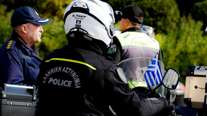 Θεσσαλονίκη: Πάνοπλοι αστυνομικοί συνέλαβαν Σέρβο εκτελεστή πριν από συμβόλαιο θανάτου -Πολίτες νόμιζαν ότι γινόταν ληστεία
