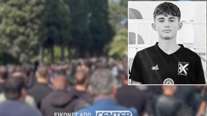 Σπαραγμός στην Καβάλα: Λαοθάλασσα στην κηδεία του 16χρονου ποδοσφαιριστή που σκοτώθηκε στη Θάσο [εικόνες]