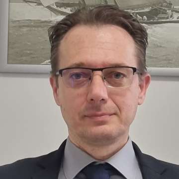 Nicola Camorali: Πώς το Σαν Μαρίνο χτίζει μια σύγχρονη και αξιόπιστη ναυτιλιακή σημαία