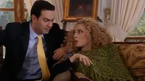 H Σμαράγδα Καρύδη έγινε ξανά η "Ντάλια" του "Παρά Πέντε" με μία μικρή διαφορά