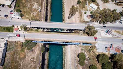 Συναγερμός στη διώρυγα της Κορίνθου: Εντοπίστηκε σορός γυναίκας