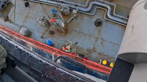 Ρόδος: Δραματική διάσωση ασθενούς με Super Puma από δεξαμενόπλοιο [βίντεο]