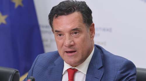 Γεωργιάδης: "Στα ευρήματα του Medwatch είναι και η κυρία Καρυστιανού γιατί διαφημίζει ότι είναι κβαντική γιατρός"