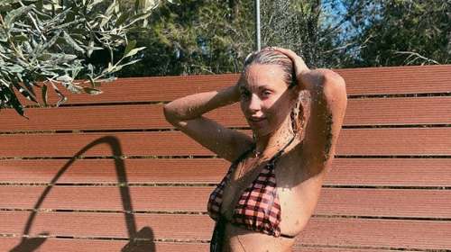 Η Γαρυφαλλιά Καληφώνη "ρίχνει" το Instagram με ένα ντουζ [εικόνες]