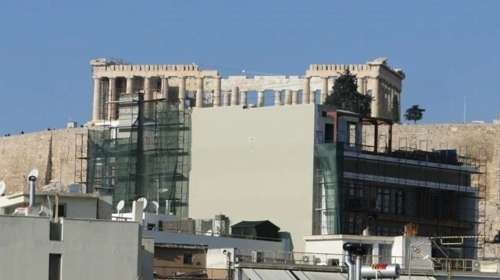 ΣτΕ: Πρόστιμο 10.000 ευρώ για τη μη κατεδάφιση των 3 τελευταίων ορόφων του ξενοδοχείου Coco – Mat