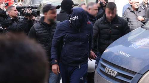 Κύκλωμα "δουλεμπόρων" στην Κρήτη: Συνεχίζονται για τρίτη ημέρα οι απολογίες - Στη φυλακή υπάλληλος του ΚΕΠ