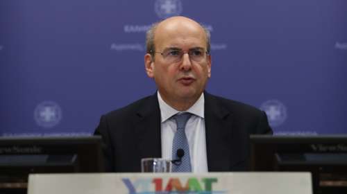 Χατζηδάκης: "Κάθε ευρωπαϊκή χώρα θα καταδίκαζε τις επιθέσεις χωρίς αστερίσκους - Εδώ μιλούν για προβοκάτσια"
