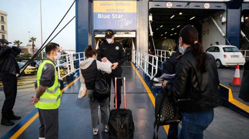 Αυτά είναι τα πιστοποιητικά που χρειάζεστε για ταξίδι με πλοίο: Τι ισχύει για τους εμβολιασμένους, τι για ανεμβολίαστους