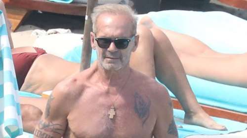 Ο Πέτρος Κωστόπουλος επέστρεψε στη Μύκονο: Η εμφάνιση σε εστιατόριο του νησιού