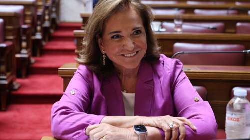 Ντόρα Μπακογιάννη: "Ο Σαμαράς το κόμμα του, εμείς το δικό μας" - "Στρατηγικά σωστή" η τοποθέτηση του Μητσοτάκη