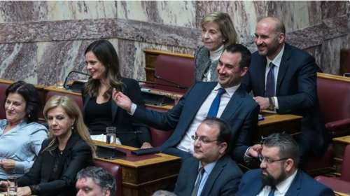 Υπό διάλυση η ΚΟ της Νέας Αριστεράς: Αποχωρούν Χαρίτσης, Αχτσιόγλου, Τζανακόπουλος και άλλοι βουλευτές