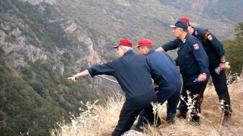 Aγωνία στο Αγρίνιο: Αγώνας δρόμου για την διάσωση ορειβάτη - Eχει τραυματιστεί στο κεφάλι,το χέρι και το πόδι