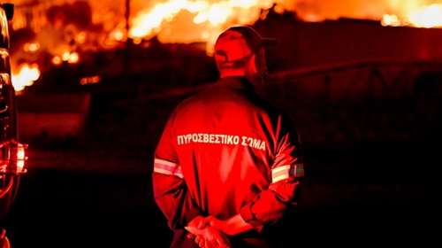 Φωτιά στο Μελιδοχώρι Ηρακλείου Κρήτης: Σύλληψη άνδρα που πραγματοποιούσε θερμές εργασίες - Οδηγείται στο Αυτόφωρο