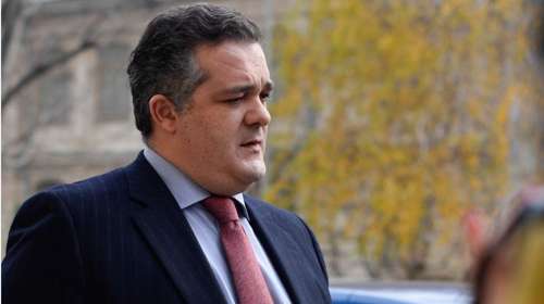 Ο "βασιλιάς" των ακινήτων μπαίνει δυνατά στη ναυτιλία: Οι κινήσεις Παπαλέκα με Μαρινάκη, Κούστα και Βενιάμη