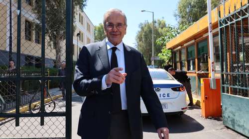 Κλιμακώνει την κόντρα με την κυβέρνηση ο Αντώνης Σαμαράς: Κατέθεσε αίτηση για έρευνα για τις υποκλοπές και το Predator