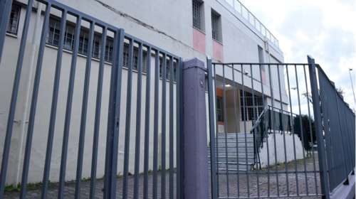 Δάφνη: Διαμαρτυρία από γονείς, μαθητές και εκπαιδευτικούς για τις συγχωνεύσεις τμημάτων