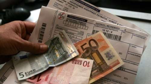 Ηλεκτρικό ρεύμα: Μαζική στροφή των καταναλωτών στα σταθερά τιμολόγια από τα κυμαινόμενα