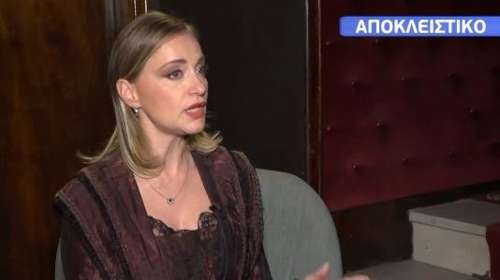 Λένα Δροσάκη: "Μερικές φορές θυμώνω, κανείς δεν μου είχε πει ότι η μητρότητα δεν είναι κάτι εύκολο"