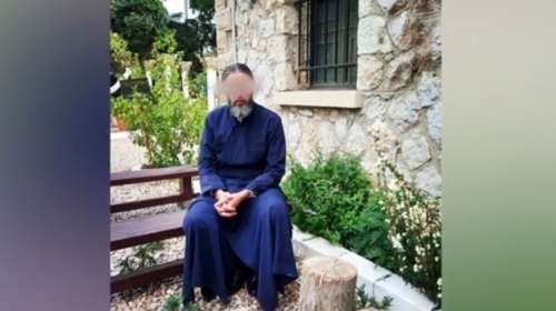 "Γουστάρεις να σε υπηρετώ και να βγάζεις φράγκα;" - Τα ερωτικά μηνύματα του ψευτοϊερέα σε 43χρονο
