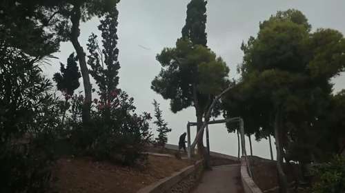 Νέες εικόνες από το "σφυροκόπημα" της κακοκαιρίας: Εκατοντάδες κλήσεις στην Πυροσβεστική - Καταγράφηκαν 58.000 κεραυνοί