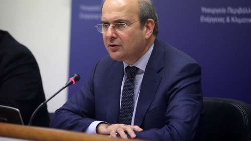 Χατζηδάκης: Απελευθέρωση της αγοράς ενέργειας για να πέσουν οι τιμές