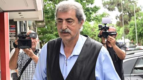 Ξέσπασμα Πολάκη για την "κβαντική ιατρική": "Είναι π@@@@@α μάντολες, δεν υπάρχει αυτό"
