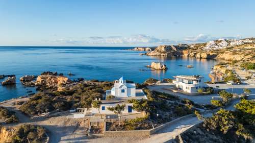 "Ελληνικό διαμάντι μακριά από τον μαζικό τουρισμό": Το νησί που είναι στους πιο υποσχόμενους προορισμούς της Ευρώπης