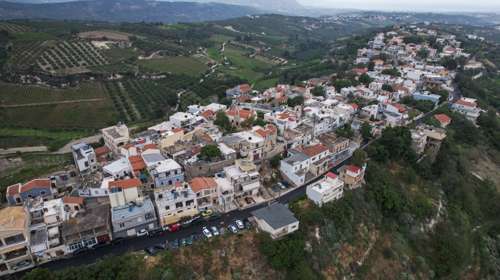 Στις Βούτες κλιμάκιο από την Αρχή Γεωλογικών και Μεταλλευτικών Ερευνών: "Είναι πολύ νωρίς για να καταλήξουμε σε συμπέρασμα"