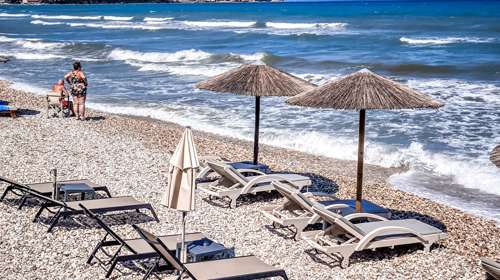 Καιρός: Ισχυρό μελτέμι έως 8 μποφόρ και αύριο - Πού ενισχύονται οι άνεμοι και πότε υποχωρούν - Εκρηκτικό "κοκτέιλ" για φωτιά