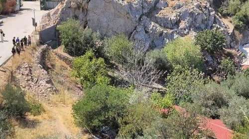 Θρίλερ στην Κυψέλη: Πώς εντοπίστηκαν τα ανθρώπινα οστά σε σακούλα - Νέα πλάνα από το σημείο