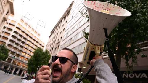 Κατεβάζει "ρολά" η χώρα την Τετάρτη: Πώς θα κινηθούν μετρό, λεωφορεία και τρόλεϊ - Τι θα γίνει με τα σχολεία