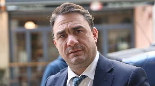 Τσουκαλάς: "Ο Μητσοτάκης δεν έχει πια καμία σχέση με το Κέντρο, που δεν θέλει ούτε ολιγοπώλια ούτε ακρίβεια"