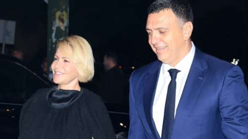 Τζένη Μπαλατσινού: Σπάνια οικογενειακά κλικ με τις κόρες της, Αμαλία και Αλεξάνδρα