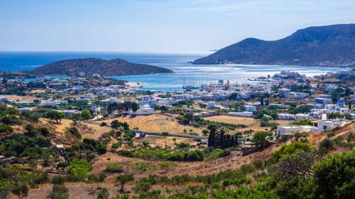 Το ελληνικό νησί με τις 23 απάτητες παραλίες - Και το μόνο που δεν έχει πισίνες