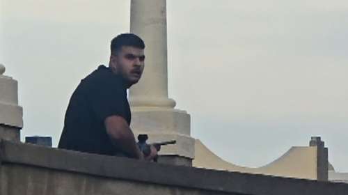 Σίδνεϊ: Ο 24χρονος δράστης αντιμετωπίζει 59 κατηγορίες για φόνο και τρομοκρατία - Οδύνη στις κηδείες των θυμάτων