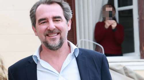 Ο Νικόλαος Ντε Γκρες σε εξόρμηση σε ταβέρνα στη Λήμνο - Εικόνες
