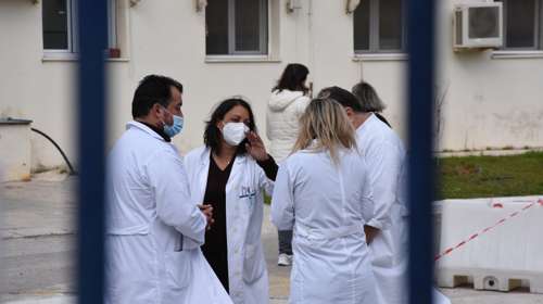 Καλαμάτα: Τραυματισμός πατέρα και κόρης από ναυτική φωτοβολίδα - Συνελήφθη 58χρονος γείτονας