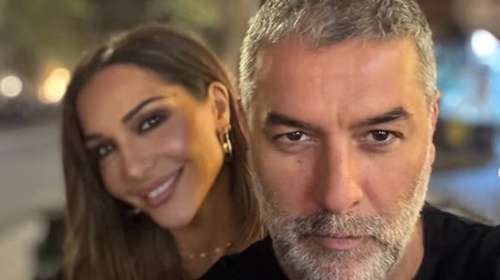 Δέσποινα Βανδή - Βασίλης Μπισμπίκης: Άνοιξαν το σπίτι τους για την Πρωτοχρονιά