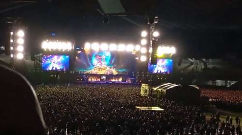 Iron Maiden: "Σεισμός" στο ΟΑΚΑ από τους χιλιάδες fans των θρύλων της heavy metal - Το τραγούδι που άνοιξε η συναυλία