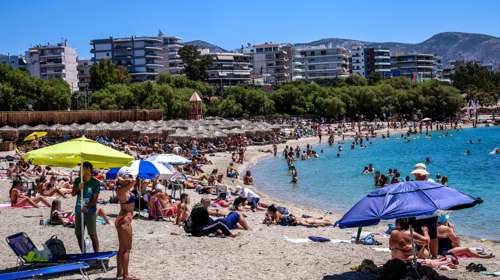 Είναι αξιόπιστες οι μετρήσεις των παραλιών από το ΠΑΚΟΕ; - Τελείως διαφορετικά τα στοιχεία για τα νερά από το Υπ. Περιβάλλοντος